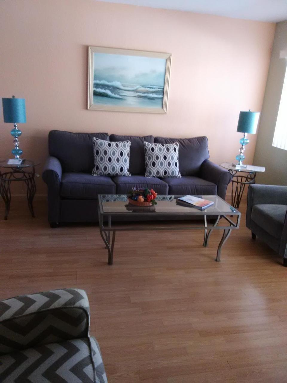לייק הבאסו סיטי Hidden Palms Resort & Condominiums מראה חיצוני תמונה